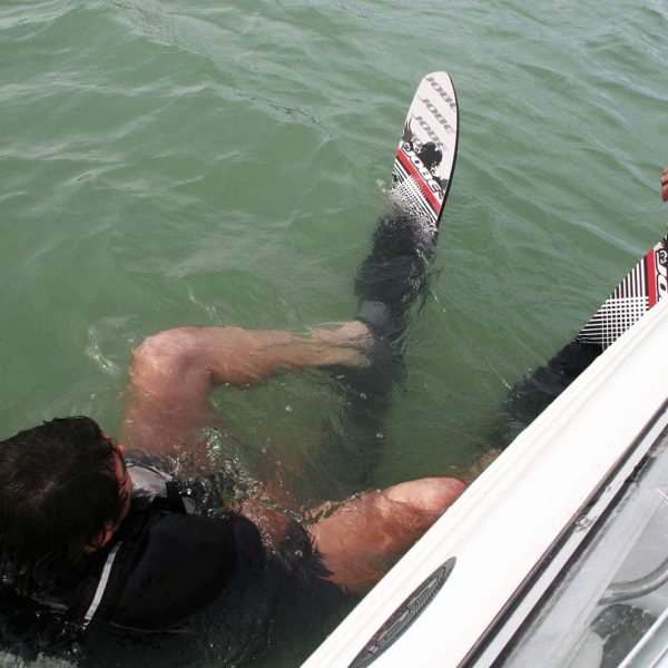 Eseraventura - actividades de aventura en los pirineos de Huesca. Rafting Huesca Rafting Esera Barranquismo pirineos